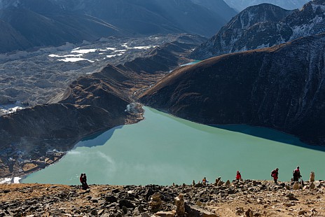 Im Abstieg nach Gokyo